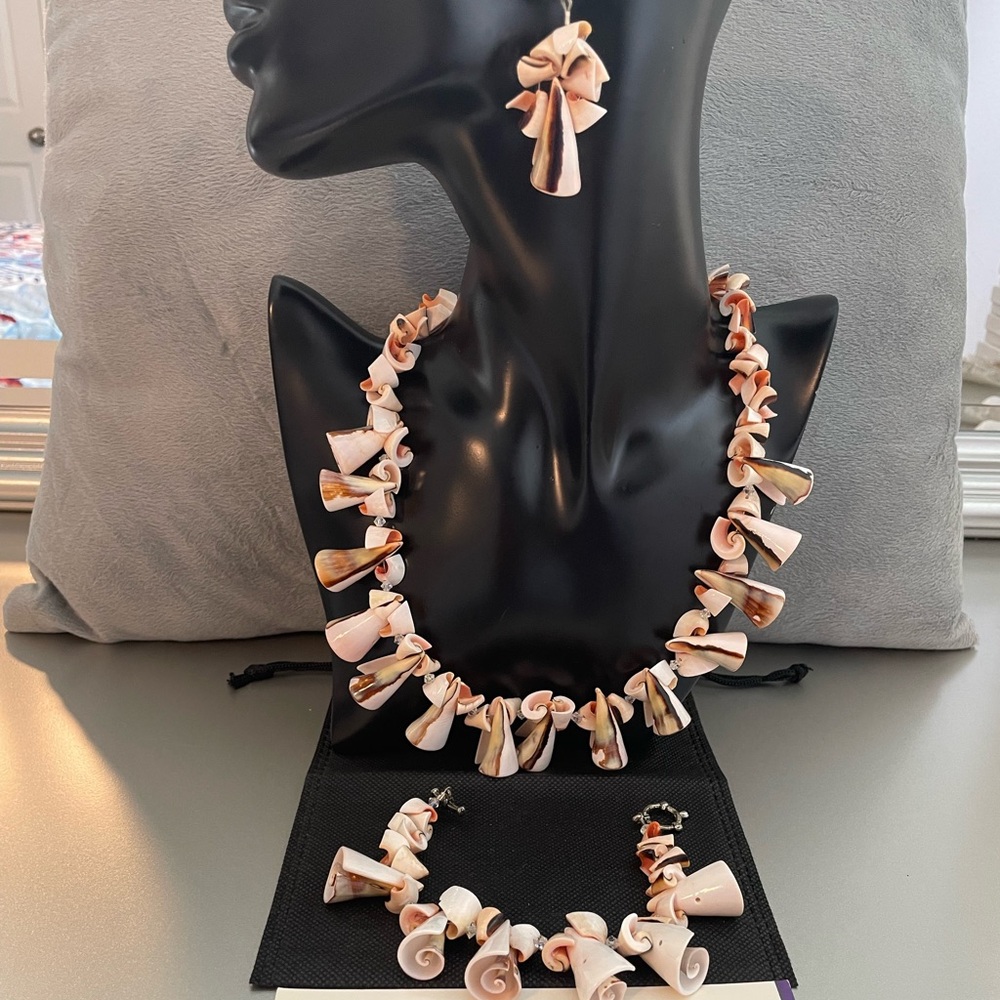 BJ’s Custom Jewelry